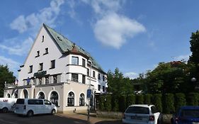 Hotel U Jezírka